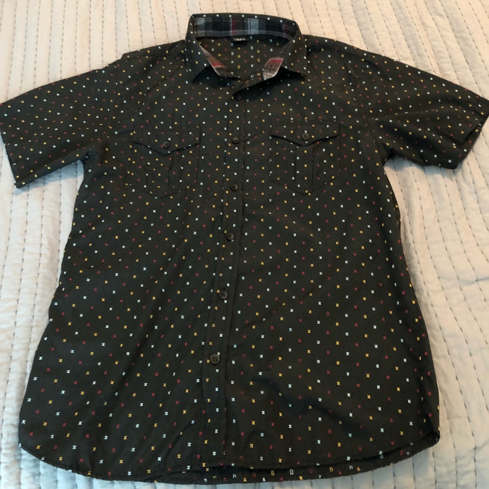 Vese button down shirt